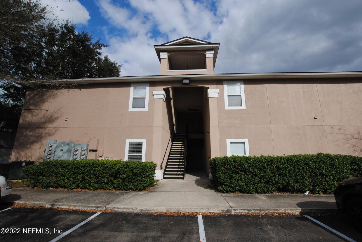 1465 Manotak Point Dr Unit 108, Jacksonville, FL 32210 Condo for Rent