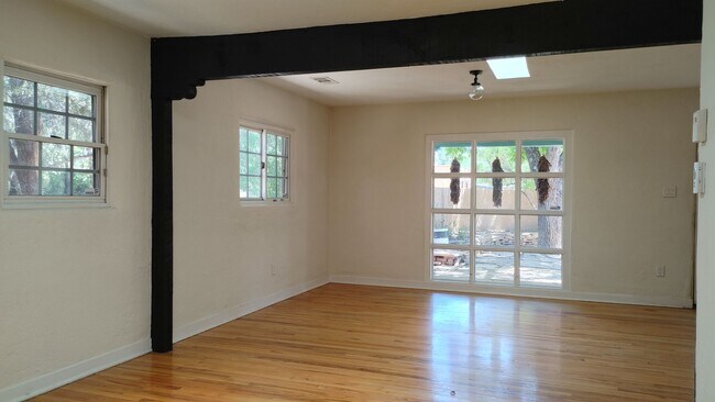 Foto del edificio - Coming Soon! Old Town Charm! 2 Bedroom Hou...