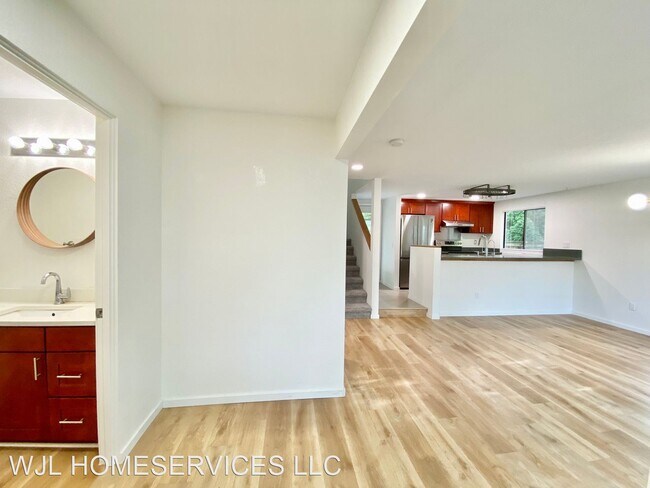Foto del edificio - 2 br, 1.5 bath House - 7910 140th Pl NE