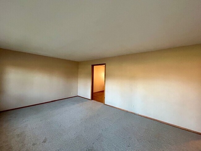 Foto del edificio - 6617 Forest Ln