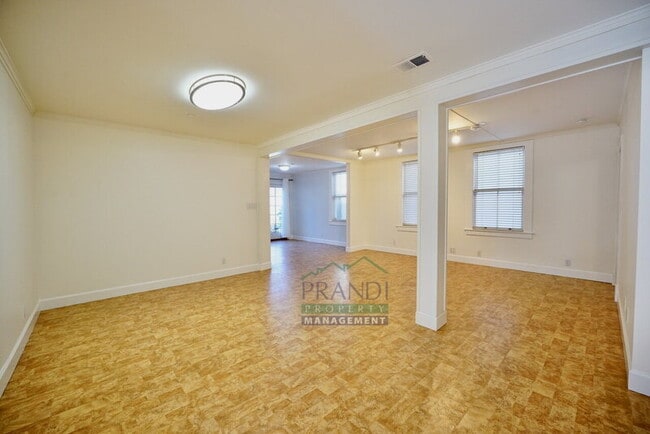 Foto del edificio - 521-523 C St