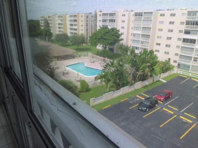 Photo - 901 NE 14th Ave Apartment