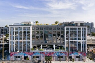 Building Photo - 2200 NW 1st Pl