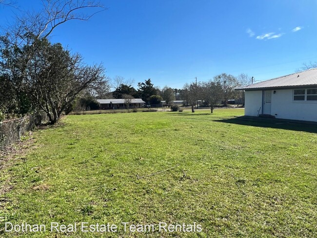 Building Photo - 3 br, 1 bath House - 555 Nobles Rd
