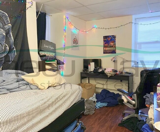 Foto del edificio - 210 Hemenway St