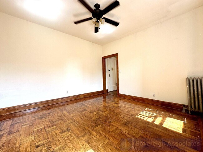 Foto del edificio - 64 W 108th St