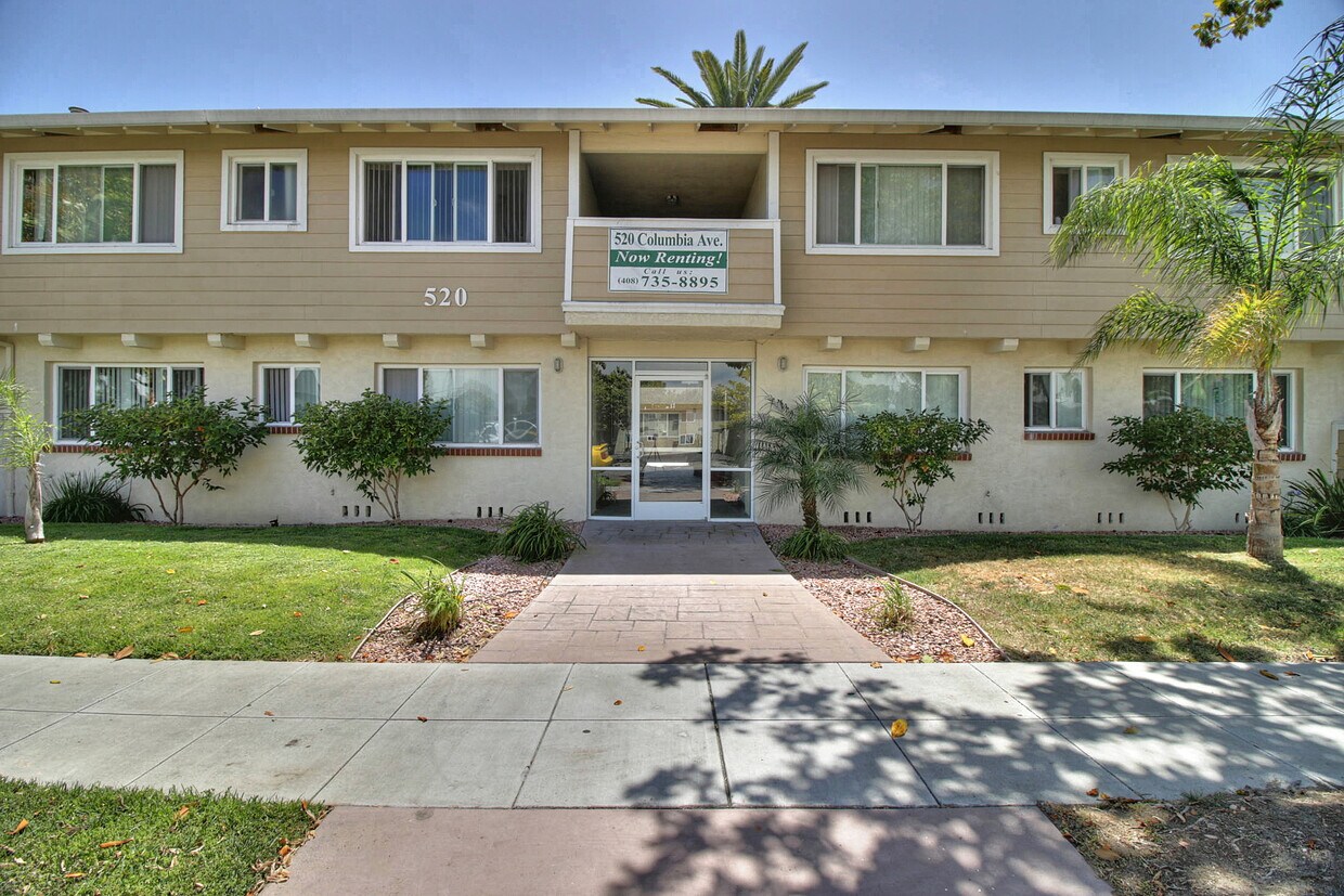 Primary Photo - 520 Columbia Ave