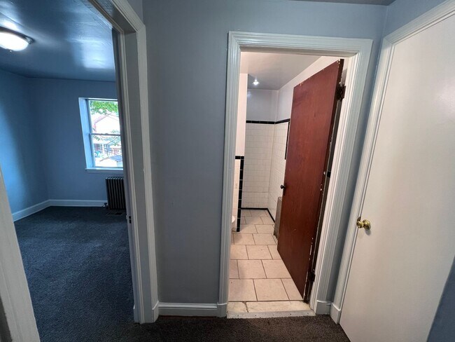 Foto del edificio - Apartment in Mid-Govans