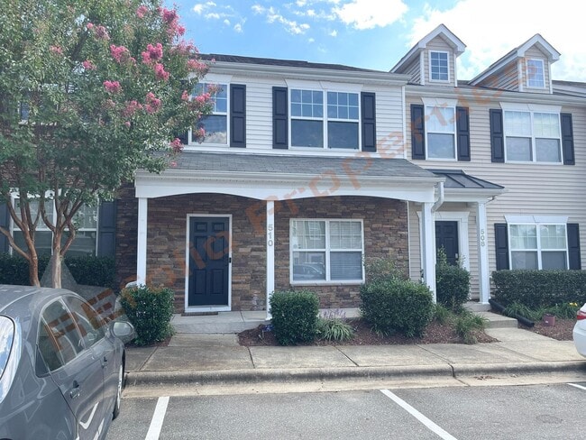 Building Photo - 1304 Cozart St