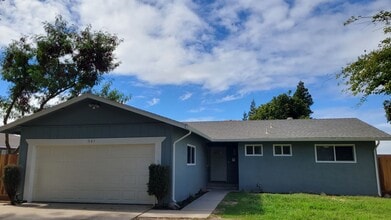 Building Photo - 541 Arrowhead Ct