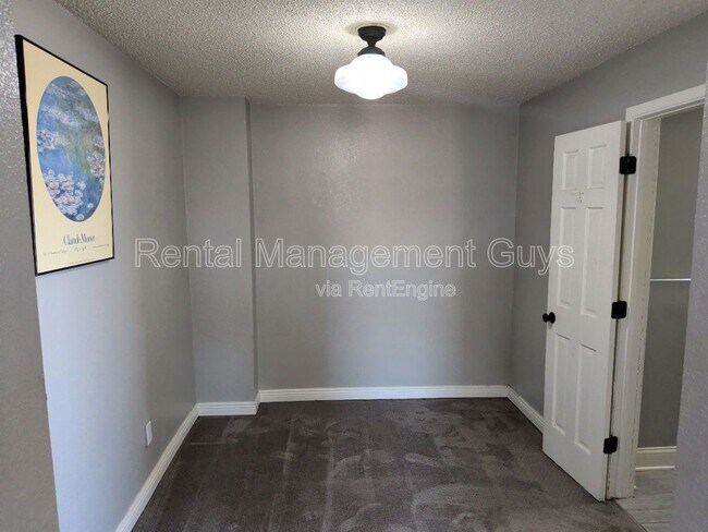 Foto del edificio - 1163 7th St W