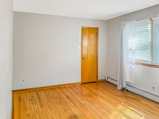 Foto del edificio - 734 John F. Kennedy Blvd