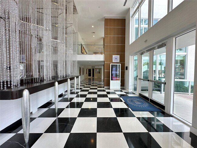 Foto del edificio - 1800 N Bayshore Dr