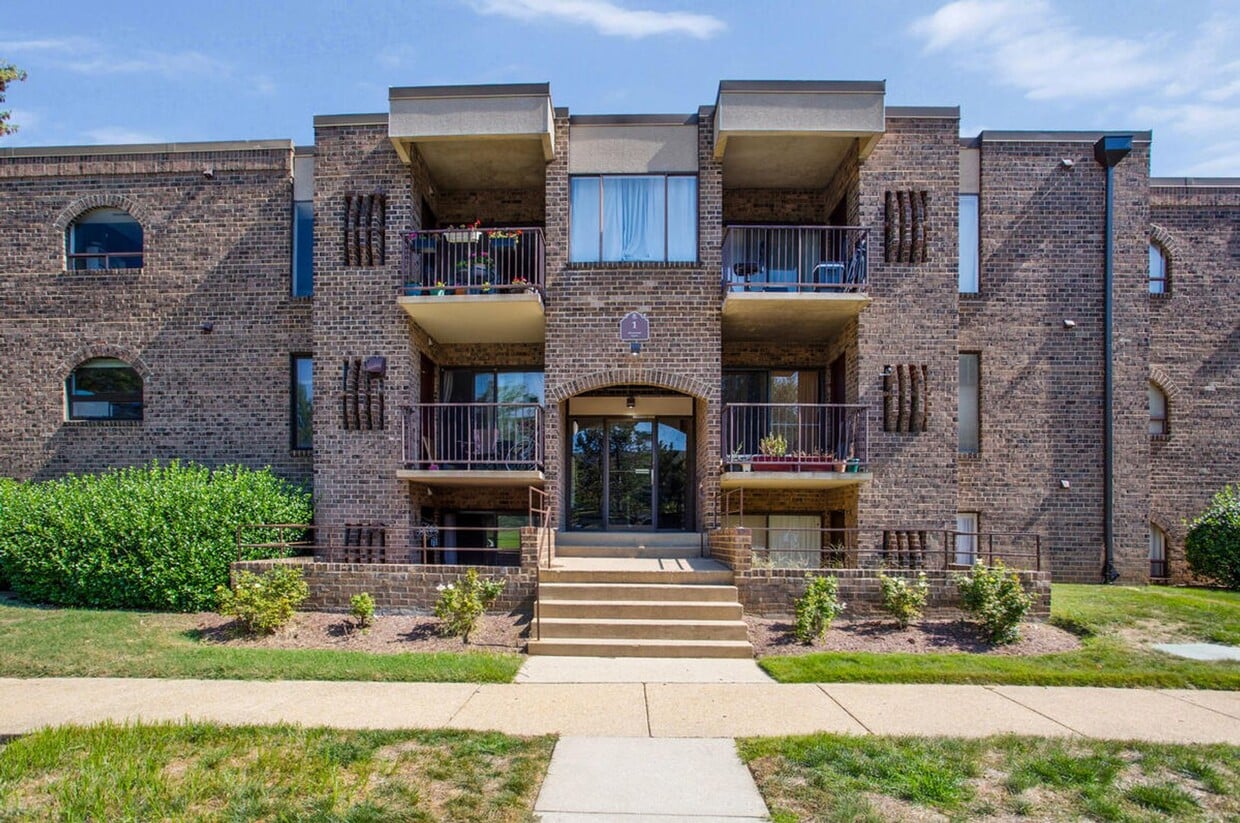 Primary Photo - Coming Soon! 2 bedroom condo in Annapolis!