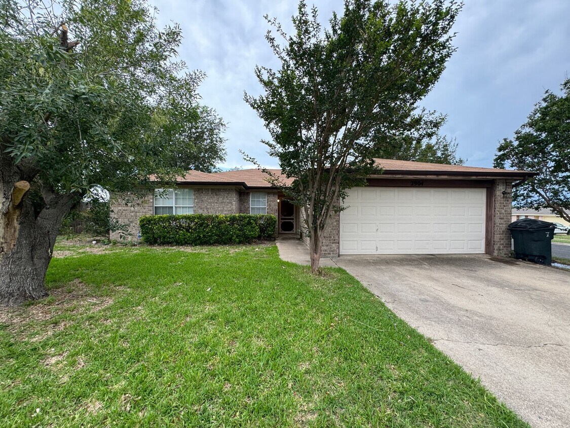 Primary Photo - 2904 Blue Ridge Dr