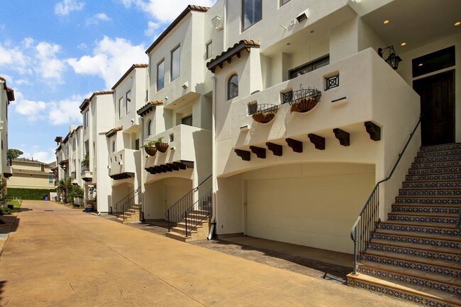 Building Photo - 5211 Feagan St