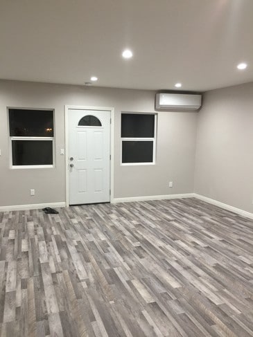 Foto del edificio - 14260 McCormick St