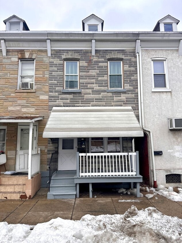 Photo - 546 N 11th St | Cozy Townhouse in Friendly Reading Neighborhood with Off-Street Parking