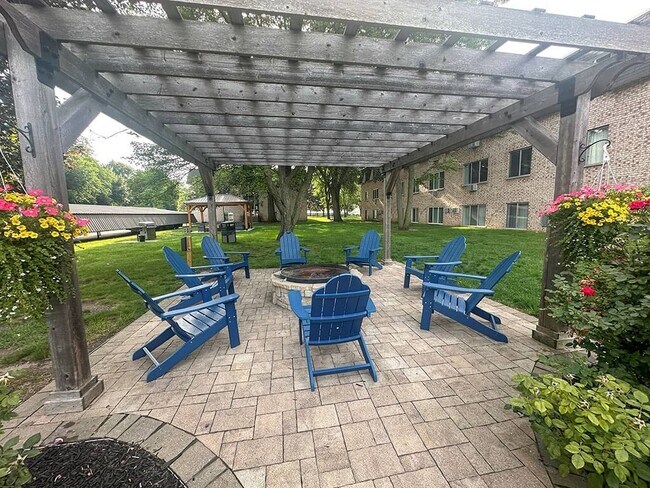 ¡Ven a relajarte en nuestro fogón! - Shores of Roosevelt Park