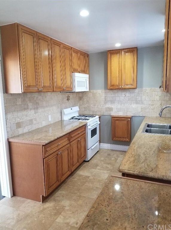 Foto del edificio - 501 N Paulina Ave