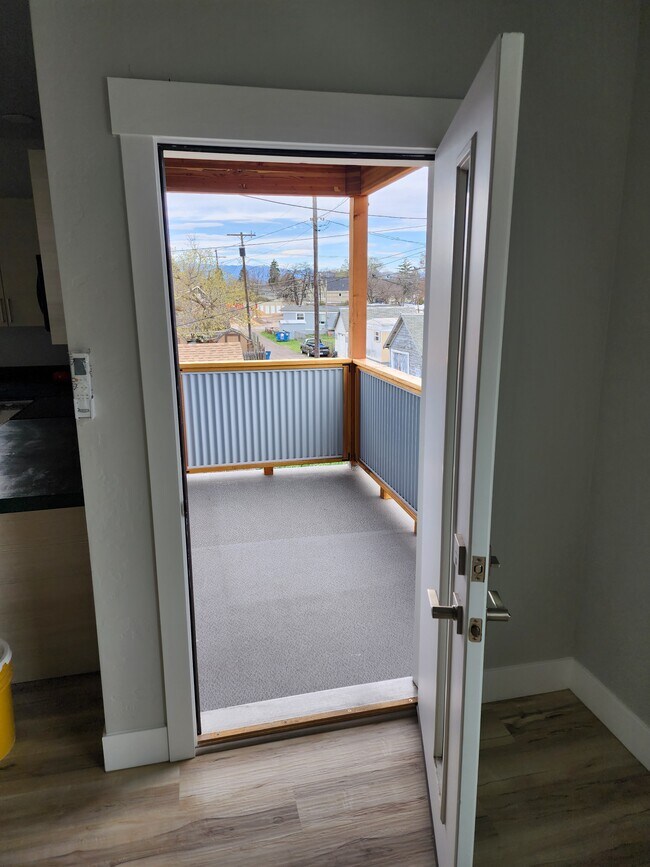 Balcony - 1200 Howell St