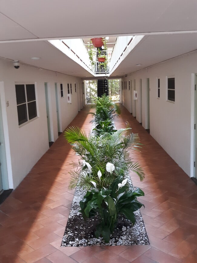 1ST FLOOR - 11610 N Bayshore Dr