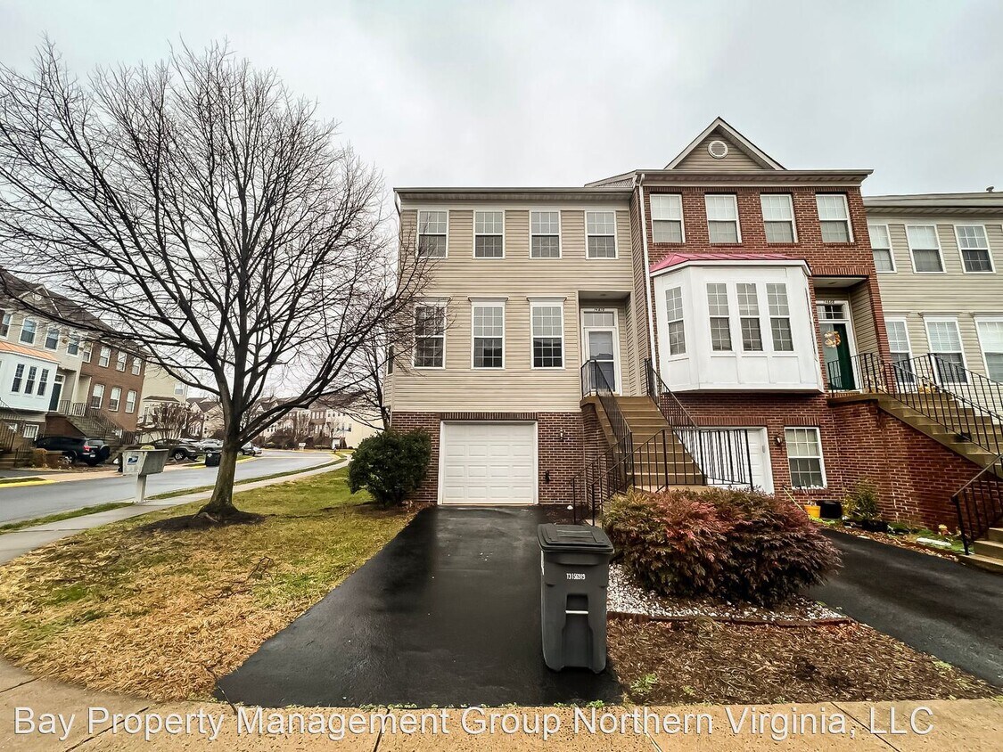 Primary Photo - 3 br, 2 bath House - 14610 Rainy Spring Ln