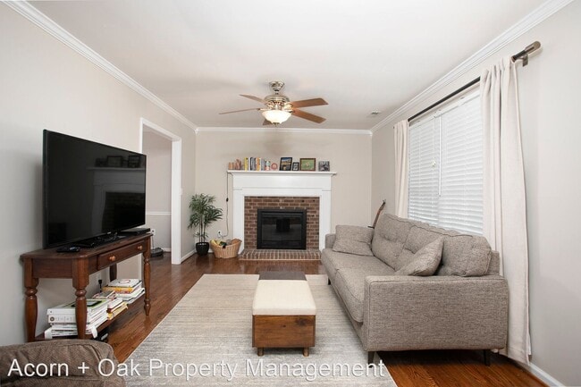 Building Photo - 3 br, 2 bath House - 1414 Castalia Dr