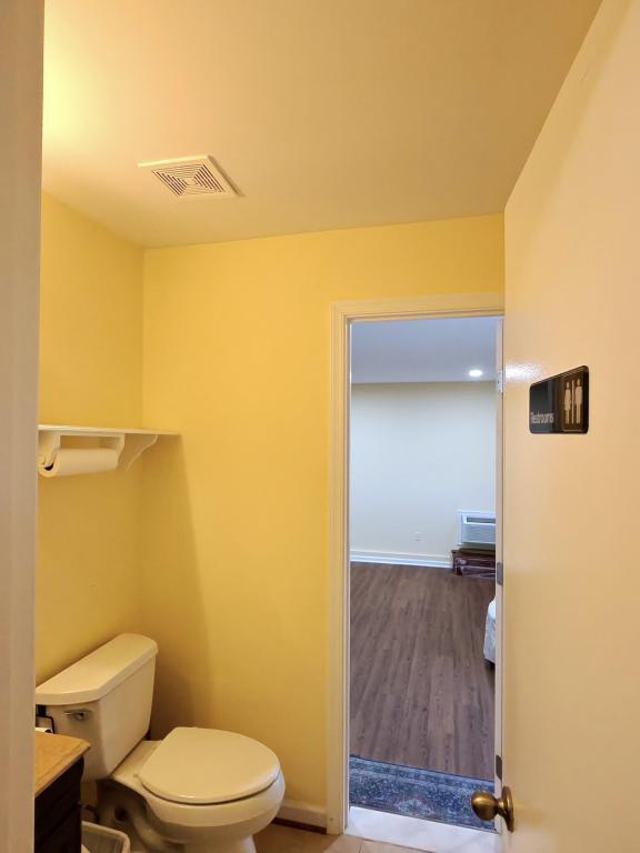 Foto del edificio - 8801 Dangerfield Ct