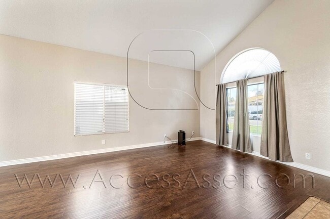 Building Photo - Beautiful 3 Bed/3 Bath Home In Temecula!