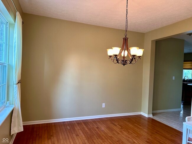 Foto del edificio - 14215 Charity Chase Cir