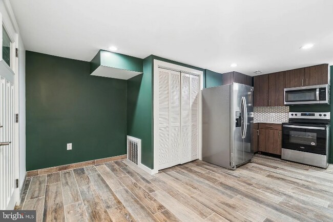 Foto del edificio - 2146 N Van Pelt St