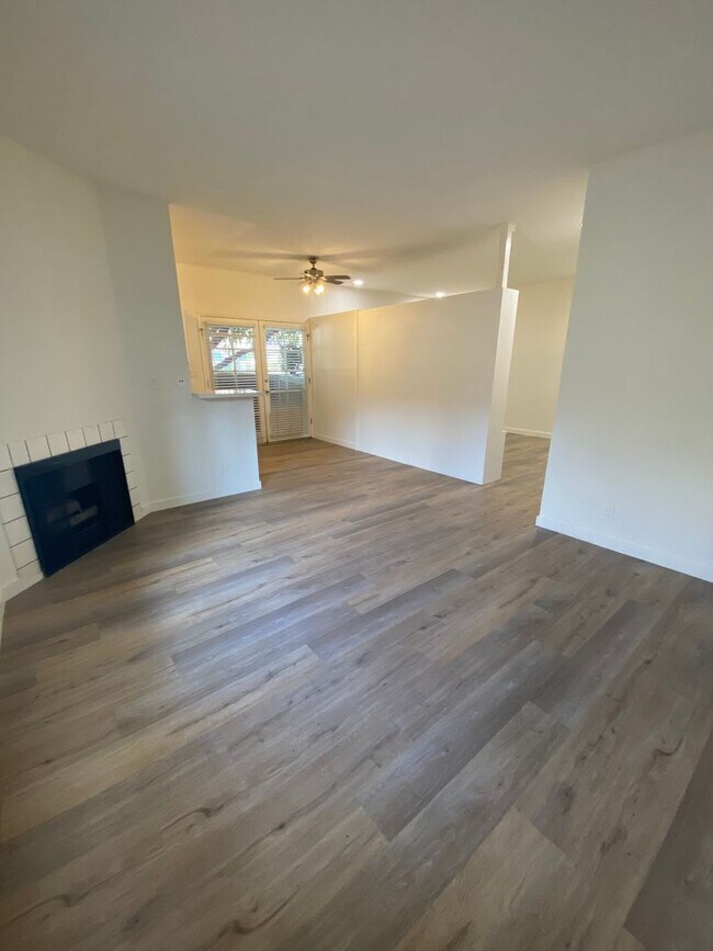 Foto del edificio - 12142 Oxnard St