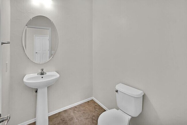 Foto del edificio - Spacious Sanctuary in Sahuarita: Modern Living Meets Outdoor Comfort