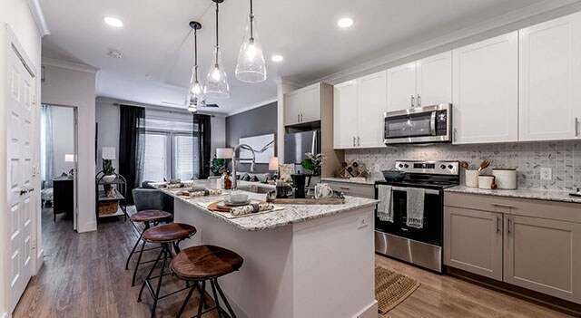 Foto principal - 1760 Lookout Dr