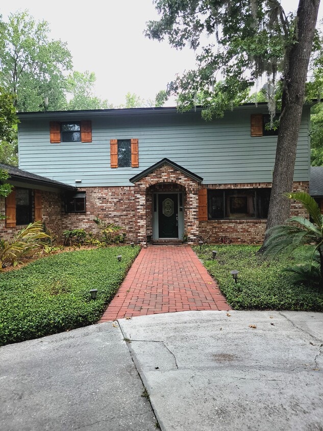 Primary Photo - 12534 Flynn Rd
