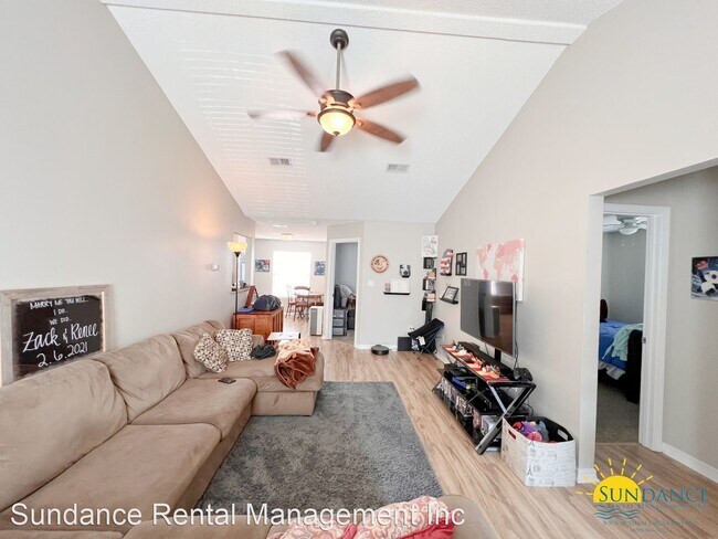 Building Photo - 3 br, 2 bath House - 129 Scranton Street