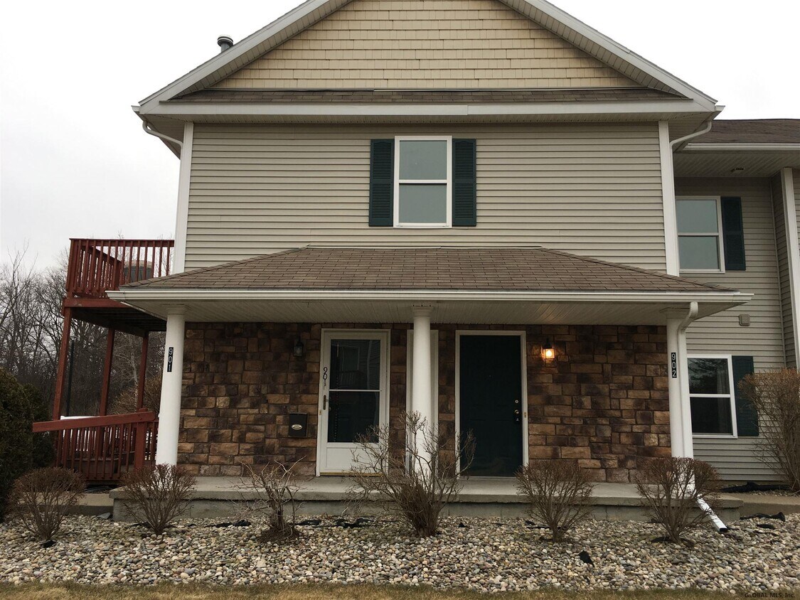 1200 Hillside Ave Unit 902, Schenectady, NY 12309 Condo for Rent in