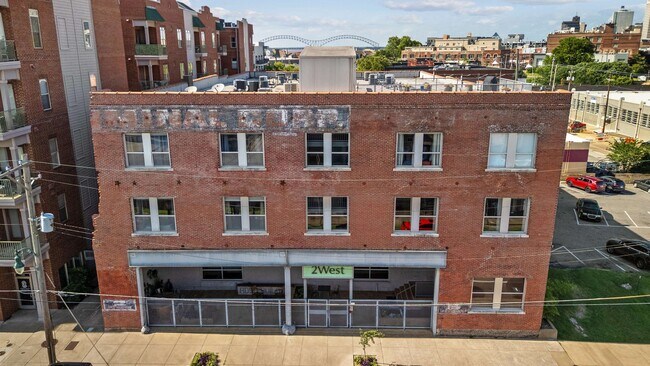 Foto del edificio - 2 GE Patterson Ave