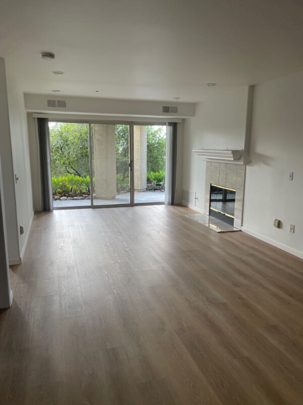 Building Photo - 11115 Affinity Ct
