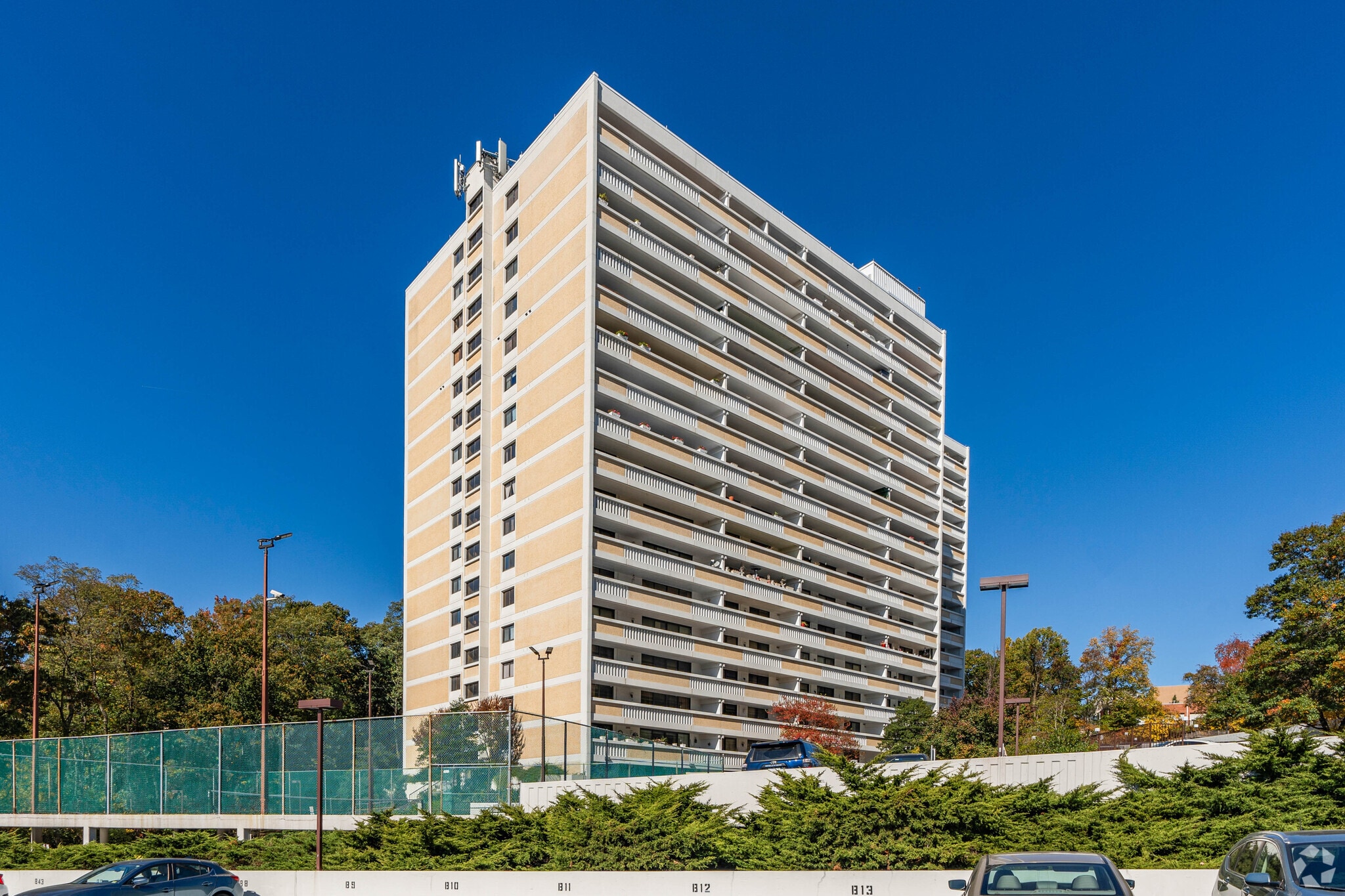 Alexandria Knolls West