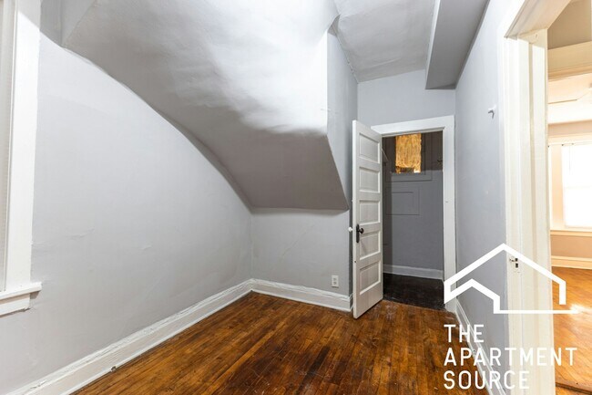 Foto del edificio - 853 N Wolcott Ave