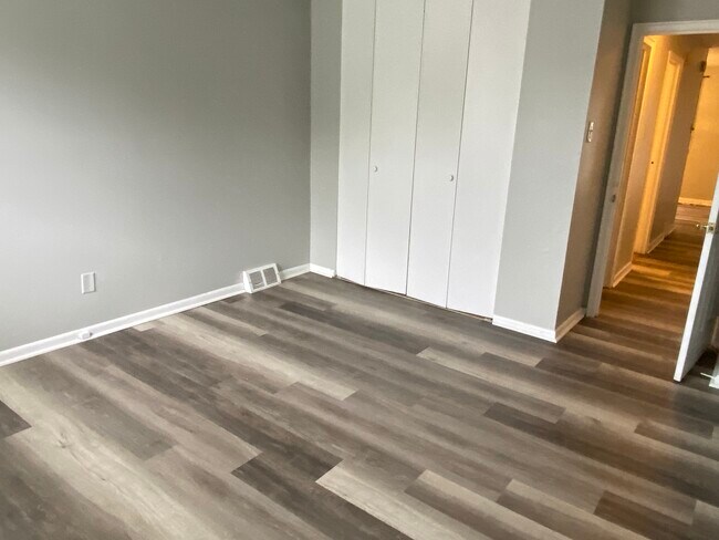 Dormitorio 1 - 3416 Ashfield Ln