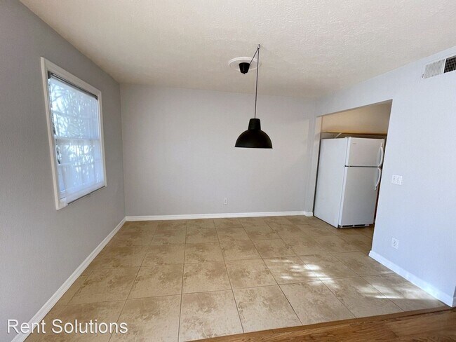 Building Photo - 1 br, 1 bath House - 13699 Orange Sunset D...