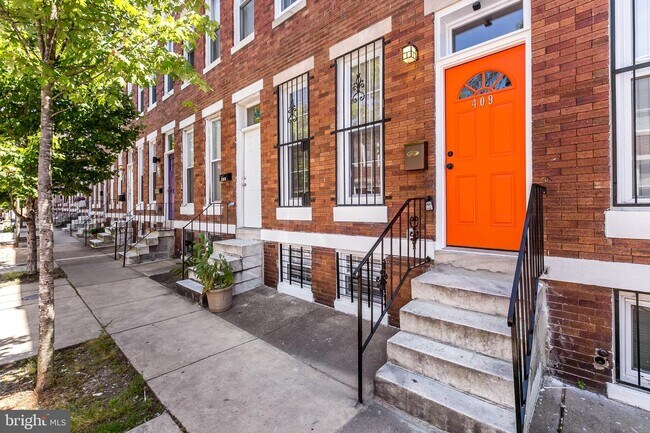 Building Photo - 409 Whitridge Ave