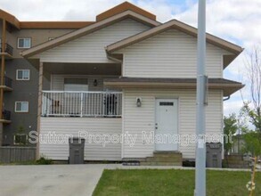 Building Photo - 12901-12993 93 St