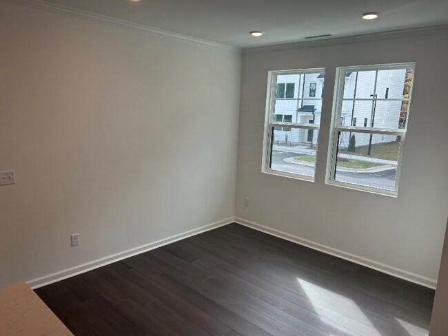 Foto del edificio - 1510 Crescent Townes Wy