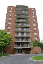 Building Photo - Thames Park