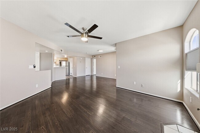 Foto del edificio - 4555 E Sahara Ave