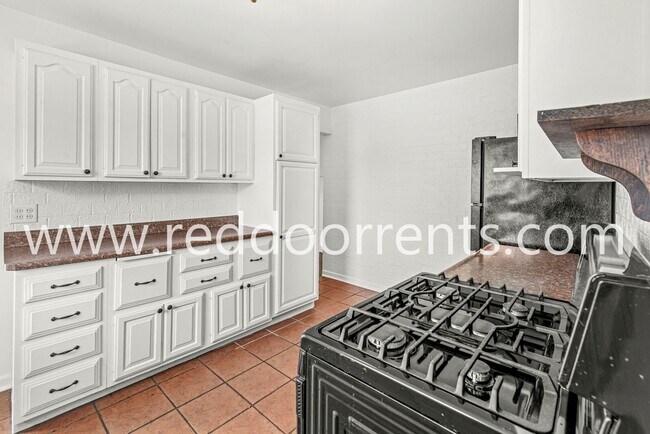 Photo - Charming 4-Bedroom Home in Indianapolis